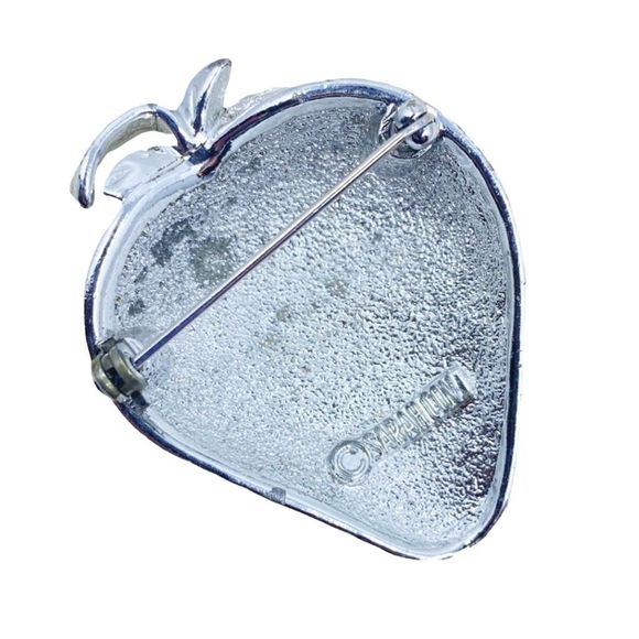 Vintage Sarah Coventry Silver Strawberry Brooch/Pin - Picture 2 of 3